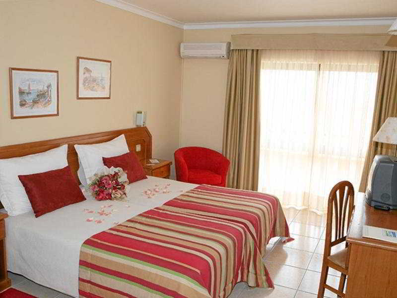 Mh Atlantico Hotel Atouguia Da Baleia Exterior photo