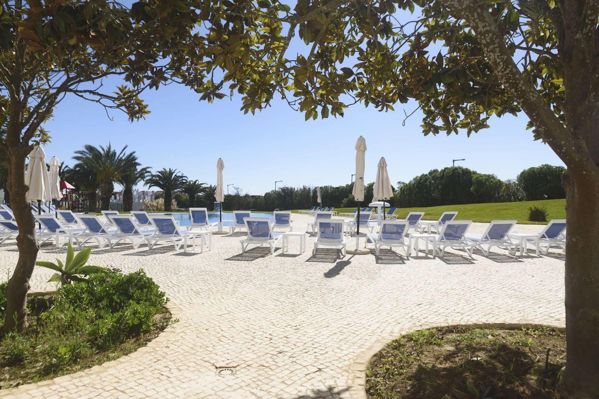Mh Atlantico Hotel Atouguia Da Baleia Exterior photo